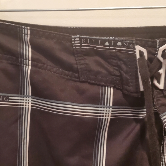 BILLABONG BOARDSHORTS 40 - Picture 3 of 4